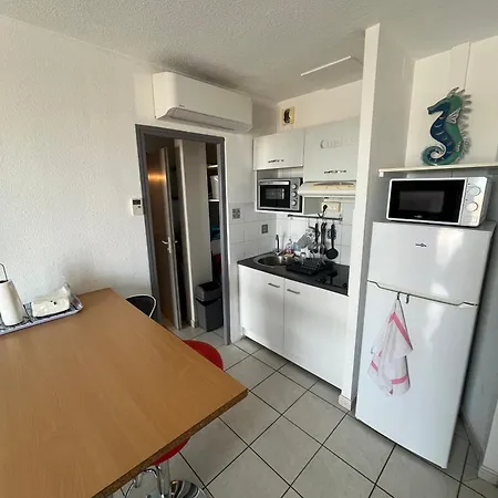 Apartament La Pour Decor De Fond *